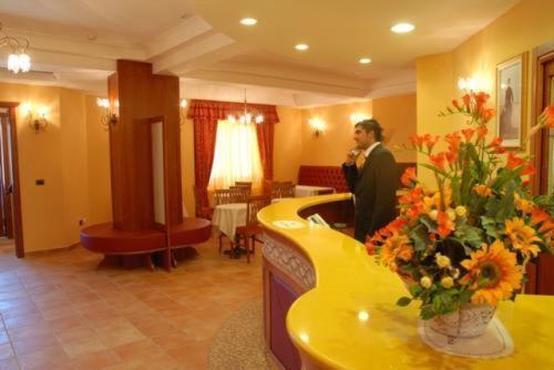 Hotel Duca Di Calabria Serra San Bruno Kültér fotó