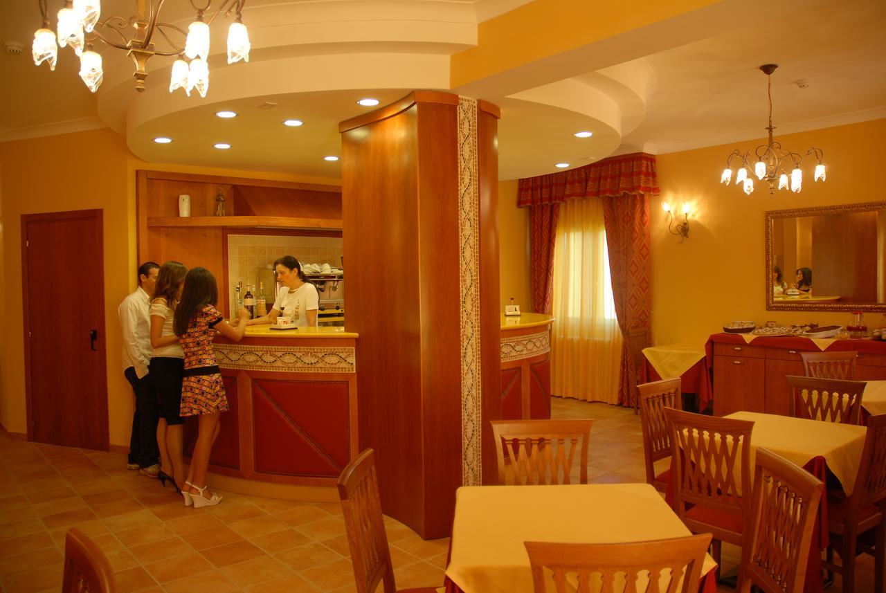 Hotel Duca Di Calabria Serra San Bruno Kültér fotó